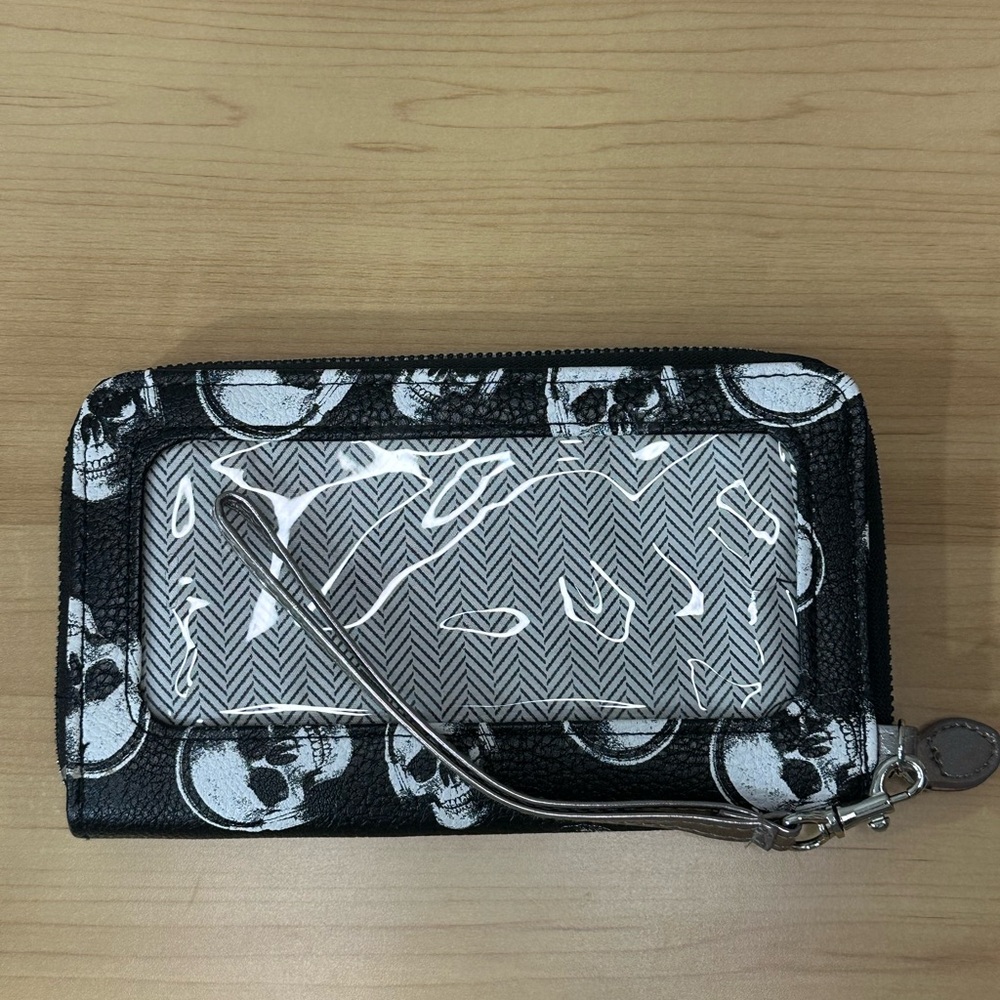 Black and White Skull Pattern Wallet